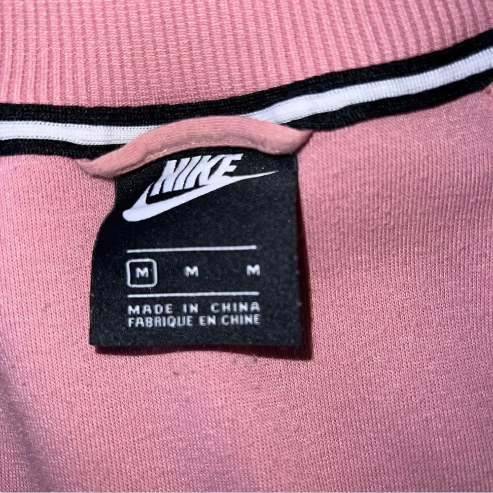 Nike sweatshirt size M